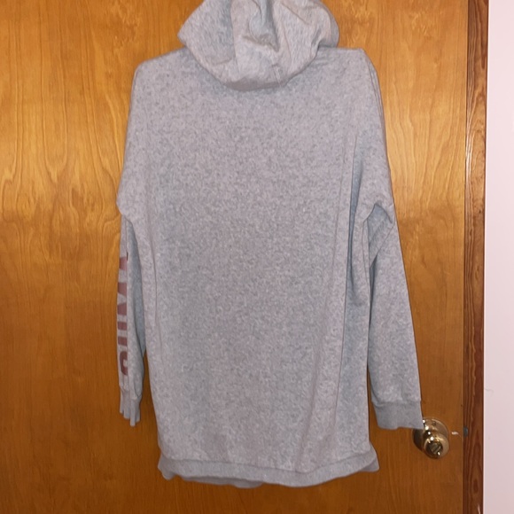 Puma women’s zip hoodie size M EUC - Picture 7 of 8